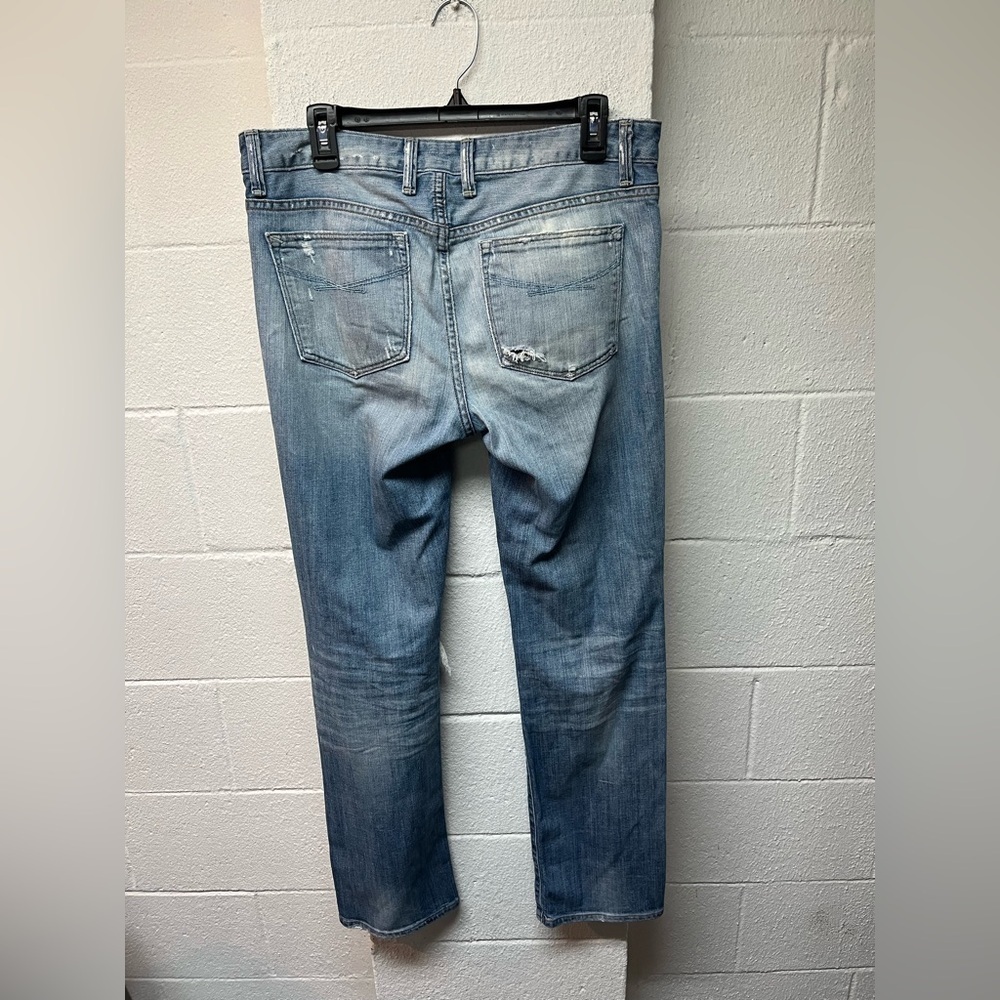 GAP Blue Straight Leg Jeans with Natural Fading - Picture 3 of 6
